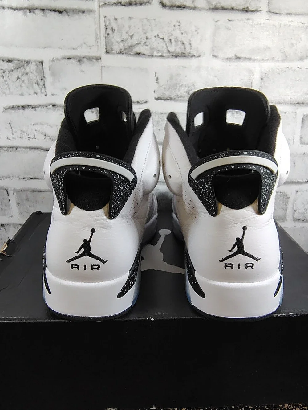 Nike Air Jordan 6 Retro Shoes Reverse Oreo White Black CT8529-112 Men's Size 9.5
